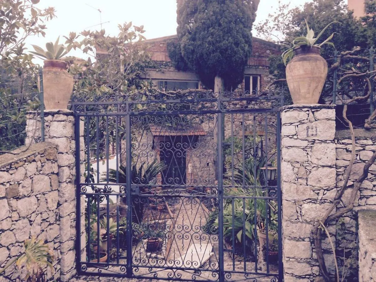 Villa Branco Ταορμίνα 0*,  Ιταλία