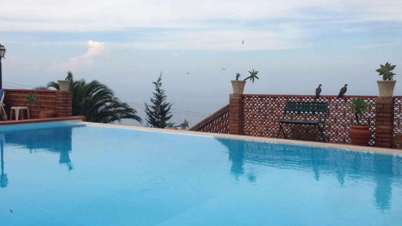 Villa Branco Taormina 0*,